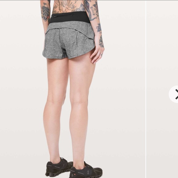 Lululemon Speed Up Short size 6 with a 2.5" inseam Heather Lux Multi Black - Picture 5 of 12